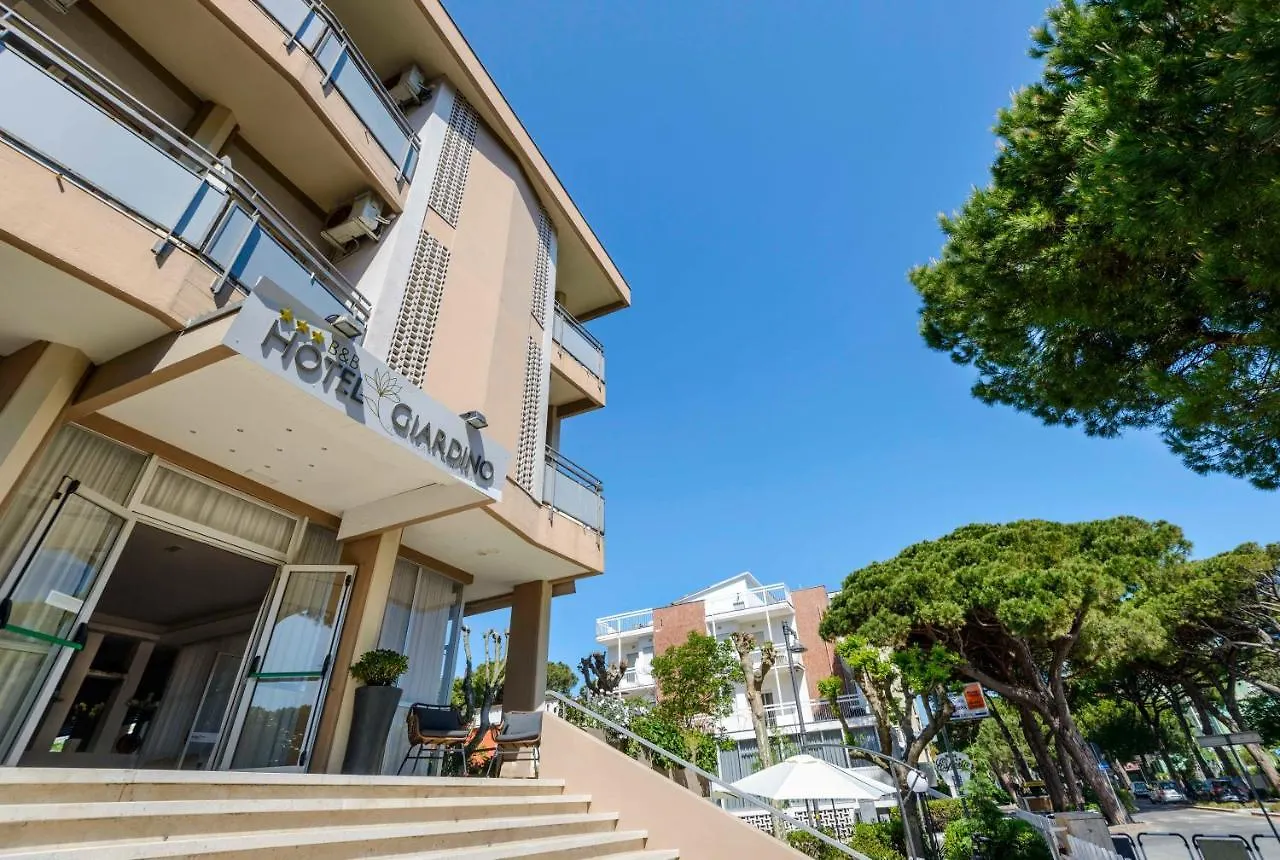 Hotel Giardino Cesenatico 3*,