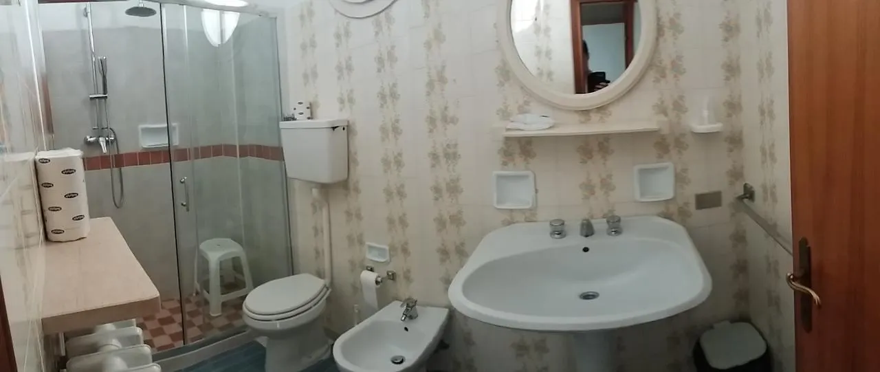 Hotel Giardino チェゼナーティコ 3*,